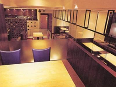 琴绿酒店